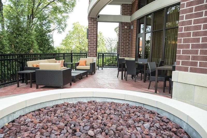 Courtyard By Marriott Cincinnati Midtown/Rookwood Extérieur photo