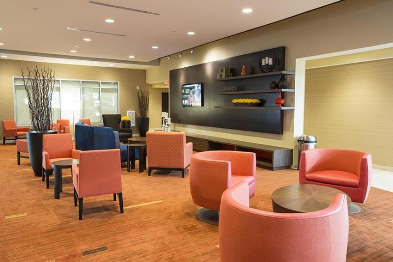 Courtyard By Marriott Cincinnati Midtown/Rookwood Extérieur photo