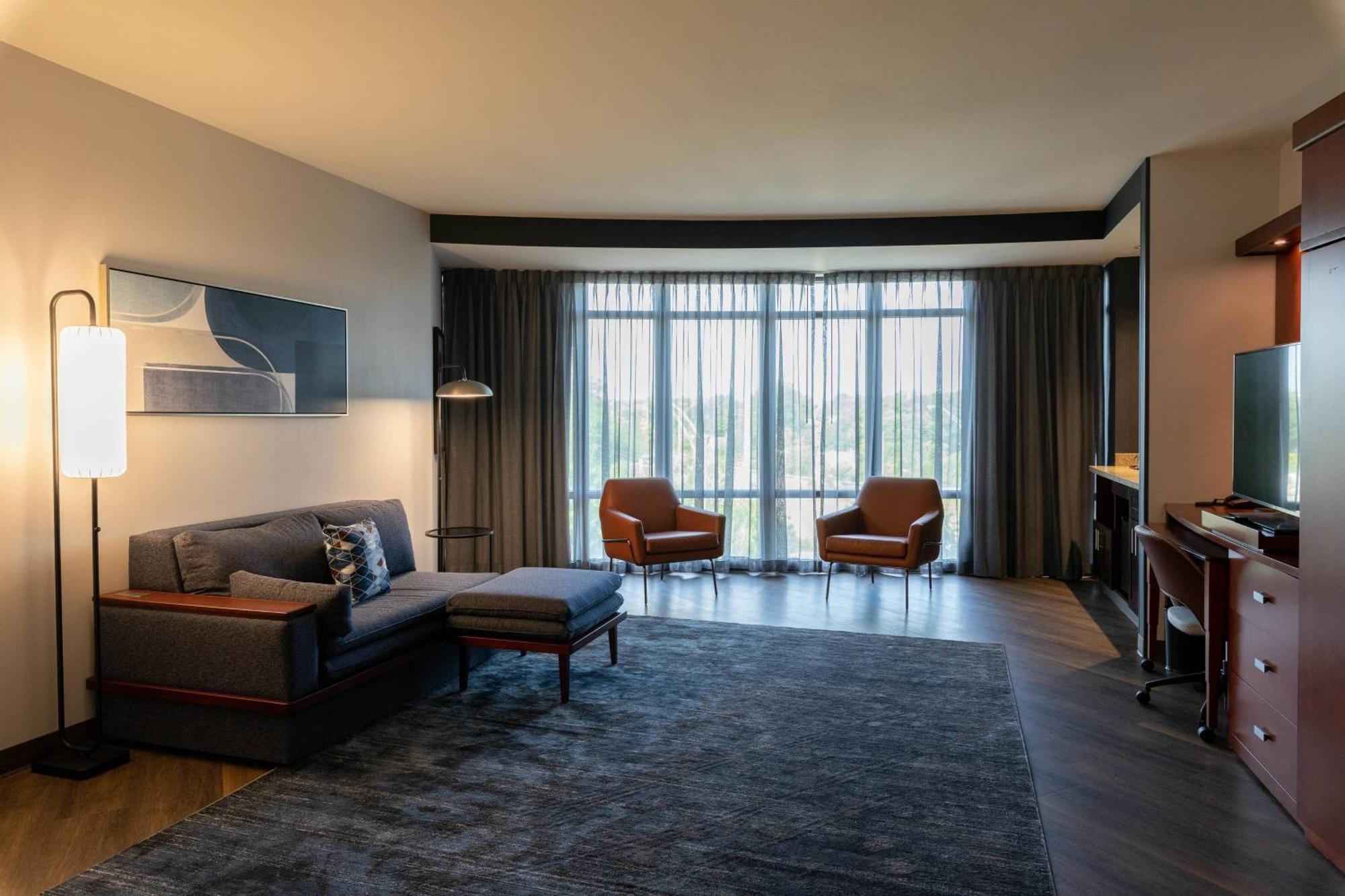 Courtyard By Marriott Cincinnati Midtown/Rookwood Extérieur photo