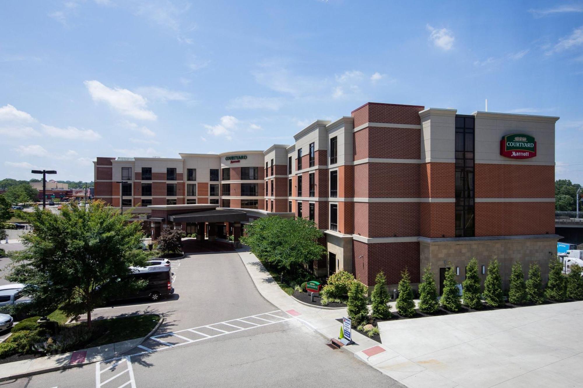Courtyard By Marriott Cincinnati Midtown/Rookwood Extérieur photo