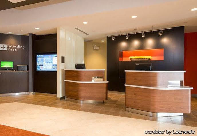 Courtyard By Marriott Cincinnati Midtown/Rookwood Extérieur photo
